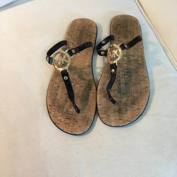 Michael Kors Charm Jelly Flip Flop Sandal - Picture 1 of 7